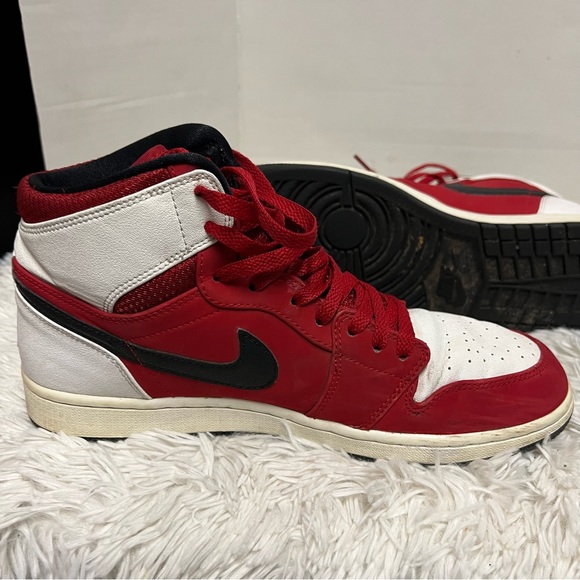 Jordan 1 retro mid blake griffin pe sz 10.5 black red - Picture 4 of 10